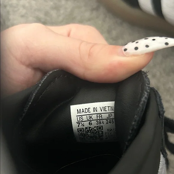 Adidas Samba Black and White Sneakers - Picture 3 of 6